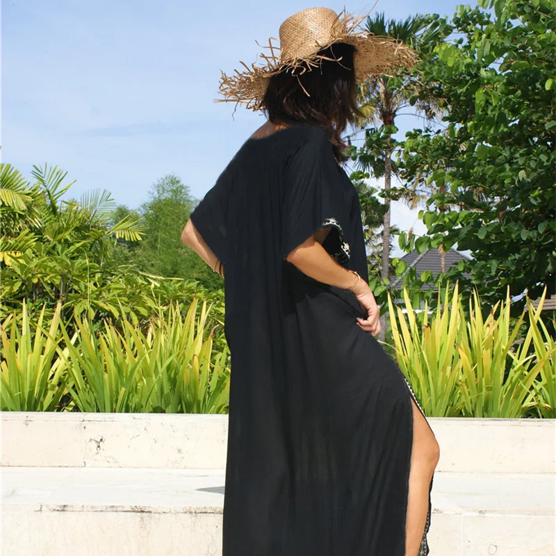 По сравнению с Размеры d черный V образным вырезом кафтан пляжное платье для