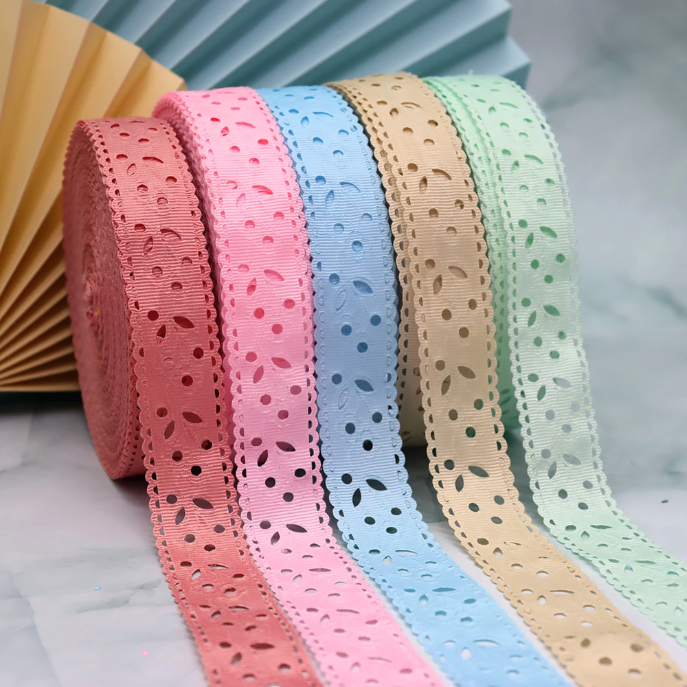 Лента в рубчик с цветочным узором 10 ярдов 30 мм |