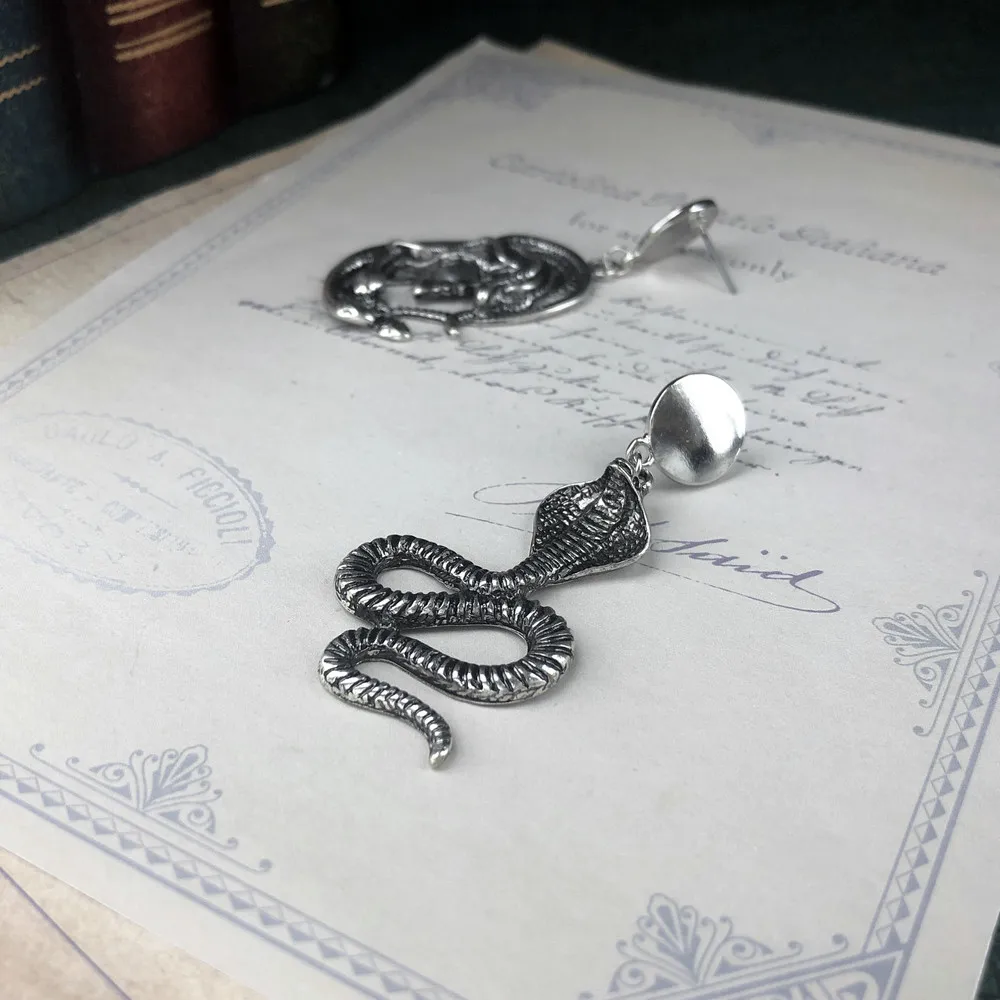 Готический Темный Панк Цвет: старое серебро Медуза королева Гидра Голова змея