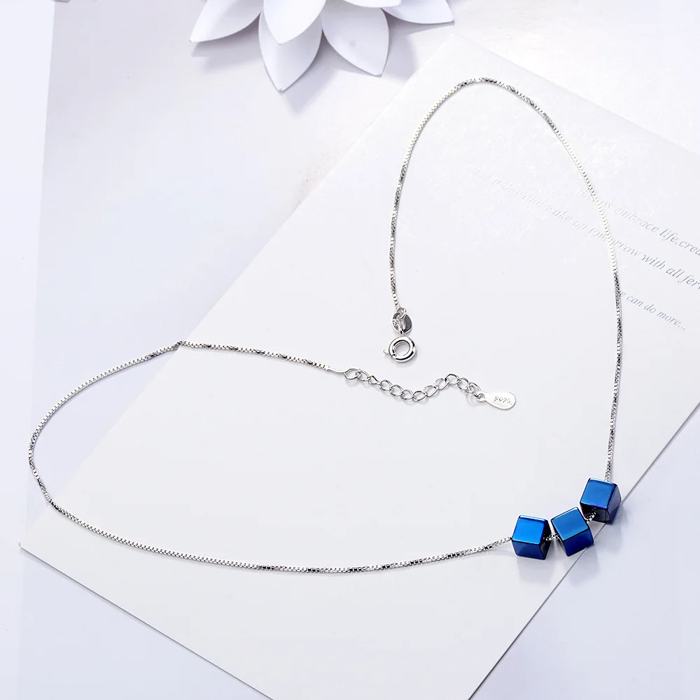 

Dreamhonor 2021 Fashion Three Pieces Green Stone Pendant 925 Sterling Silver Chain Necklaces Jewelry Accessory