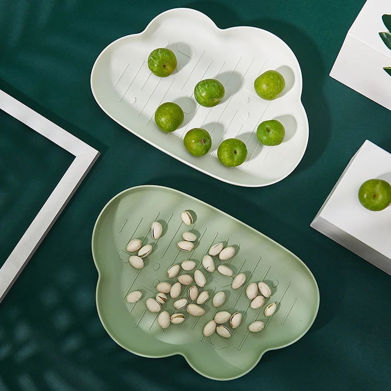 Креативная пластиковая тарелка с ананасами и облаками для сладостей закусок