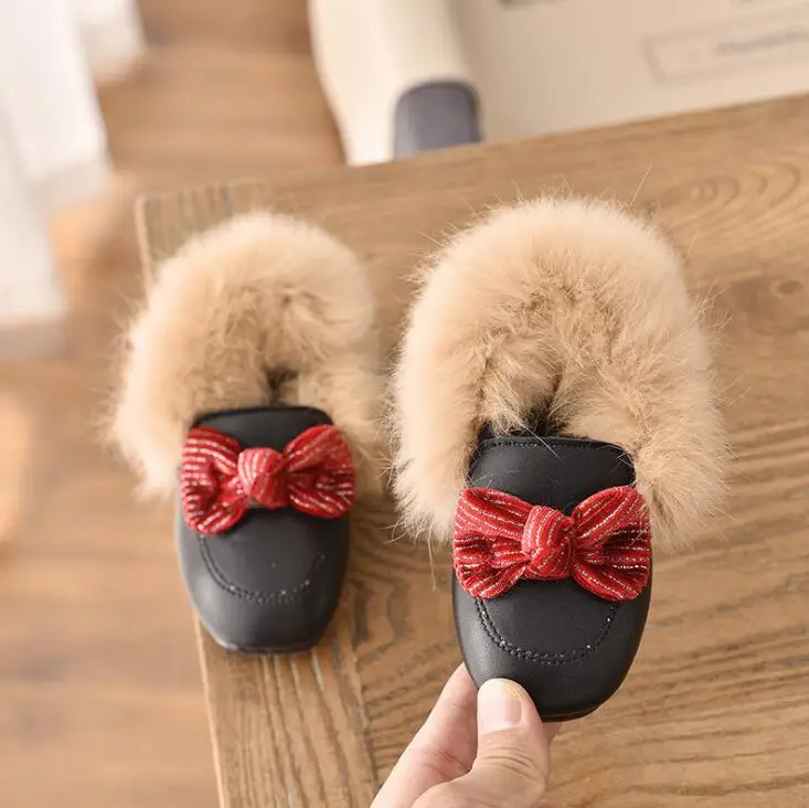 Детские кожаные туфли с бантом и теплым хлопком лоферы на толстой мягкой меховой