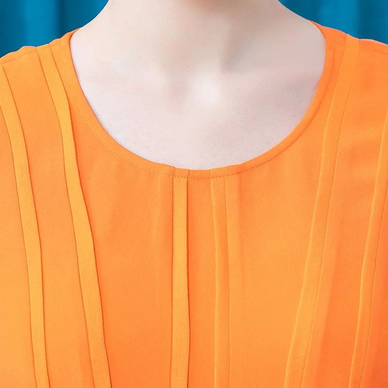 Online VOA Schwere 30 Mt/mt Seide Orange Frau T-shirts BE532 Drei-dimensional Streifen Spleißen Falten Rock Typ Rotatorenmanschette Runde Neck T-shirt