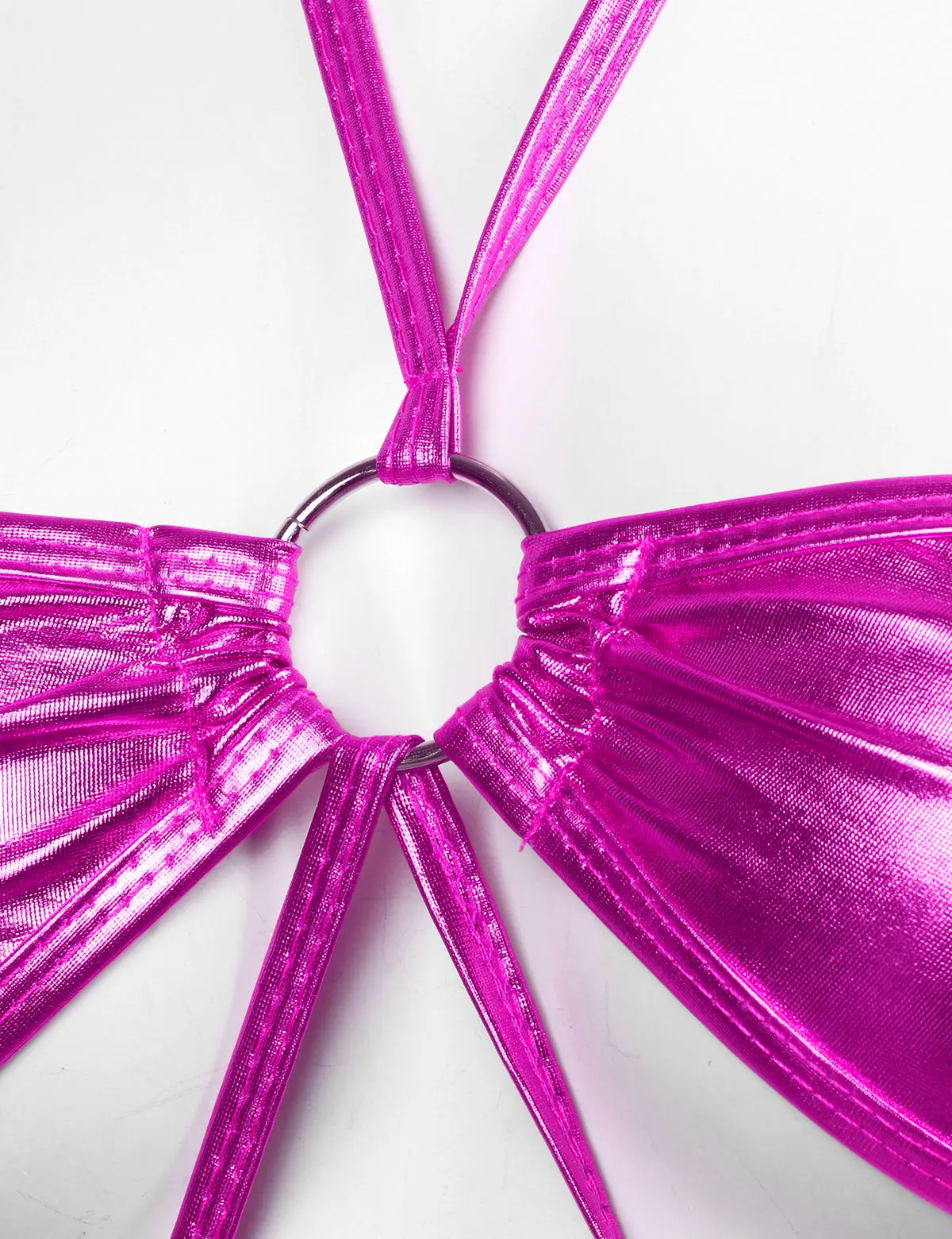 Женское сексуальное боди из лакированной кожи с лямкой на шее и открытой спиной