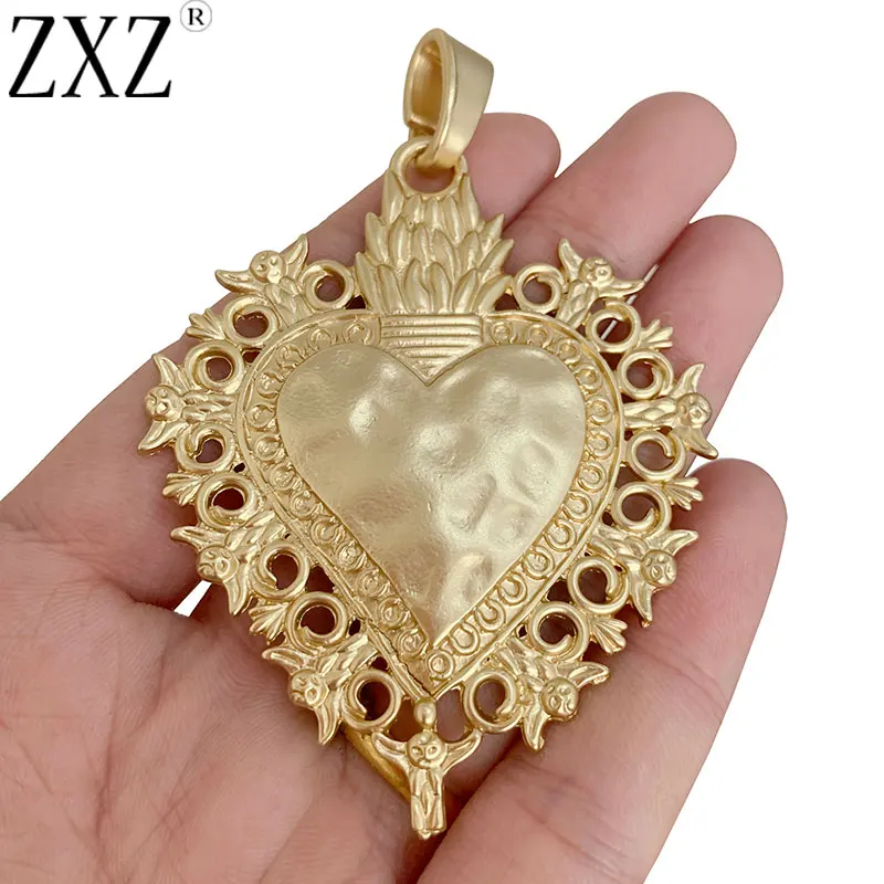 Набор украшений ZXZ матовое золото Подвески в форме сердца пробы 81x56 мм 2 шт. |