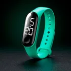 Часы наручные светодиодные с цифровым дисплеем, спортивные электронные ультратонкие модные Многофункциональные цветные для мужчин и женщин