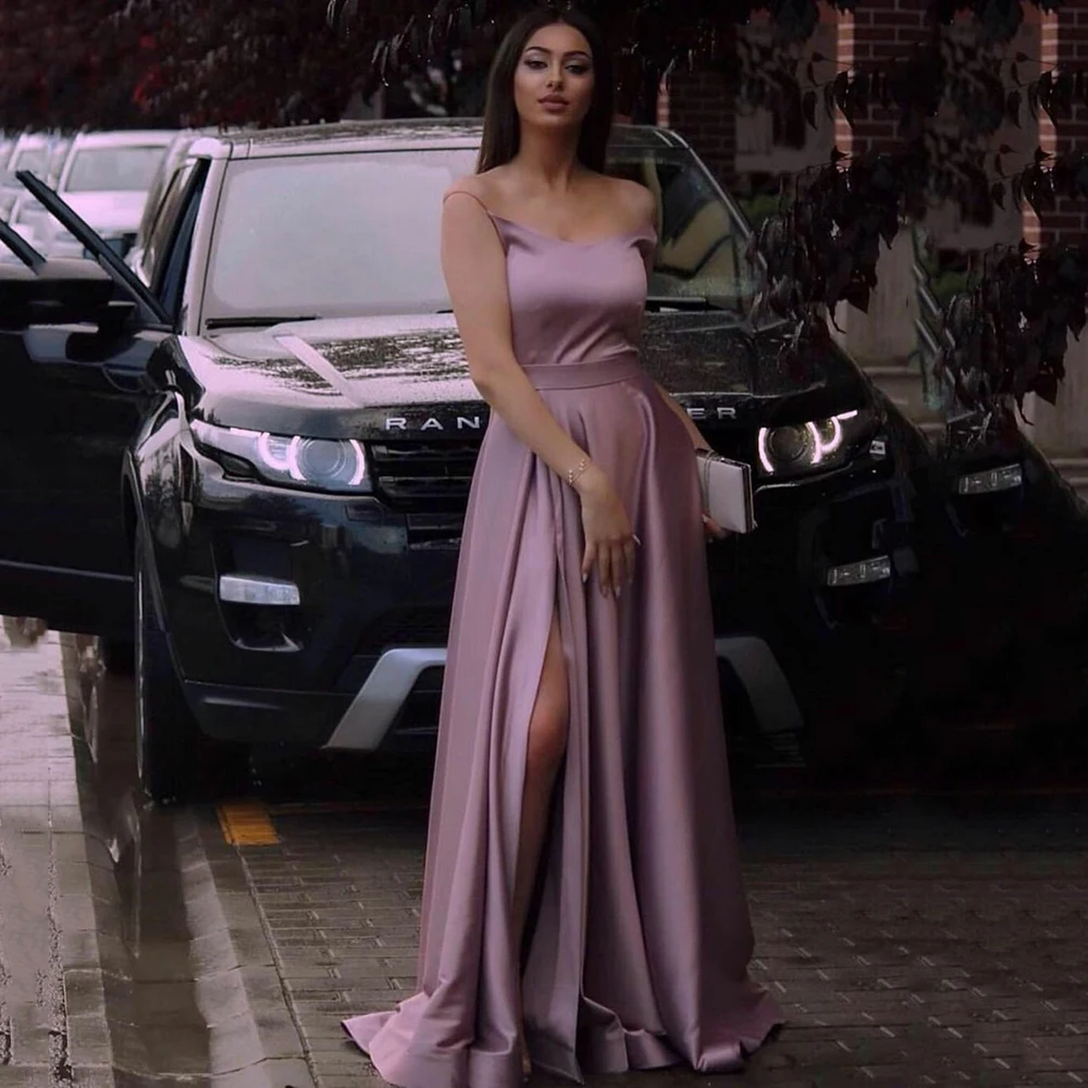 

Elegant Lavender A-Line Satin Prom Dress Spaghetti Straps V-Neck Evening Gowns High Slit Dubai Long Party Dresses