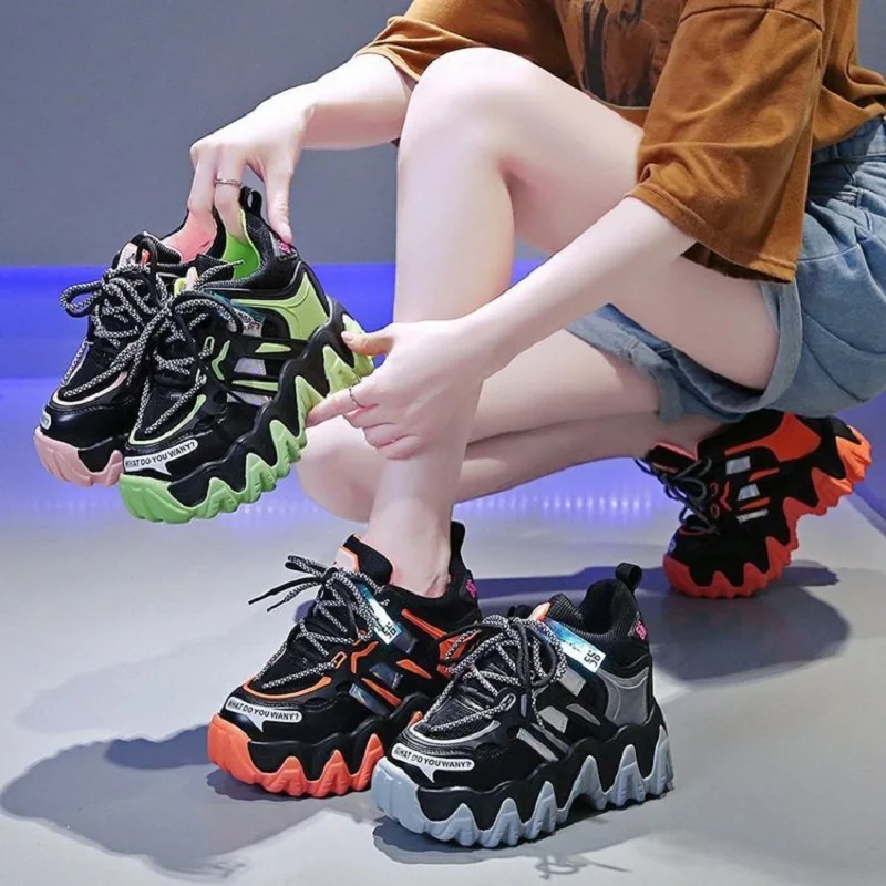 

Женская спортивная обувь 2021, осенняя дышащая обувь с увеличивающей рост стелькой, женская обувь с радужной подошвой, женские кроссовки для ...