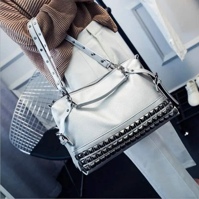 Женская сумка Кроссбоди с заклепками на цепочке|Сумки ручками| |