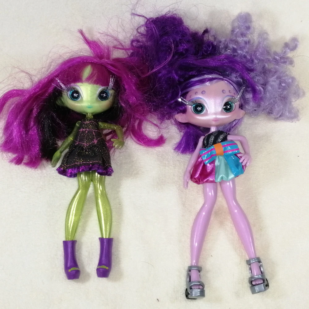 1 Оригинальная кукла девушка Инопланетянин международная торговля 20 см (8 дюймов)