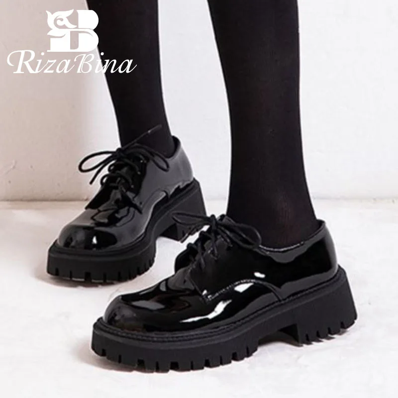 

RIZABINA/женские туфли из натуральной кожи туфли на платформе с круглым носком модная женская обувь в стиле преппи размер 34-40