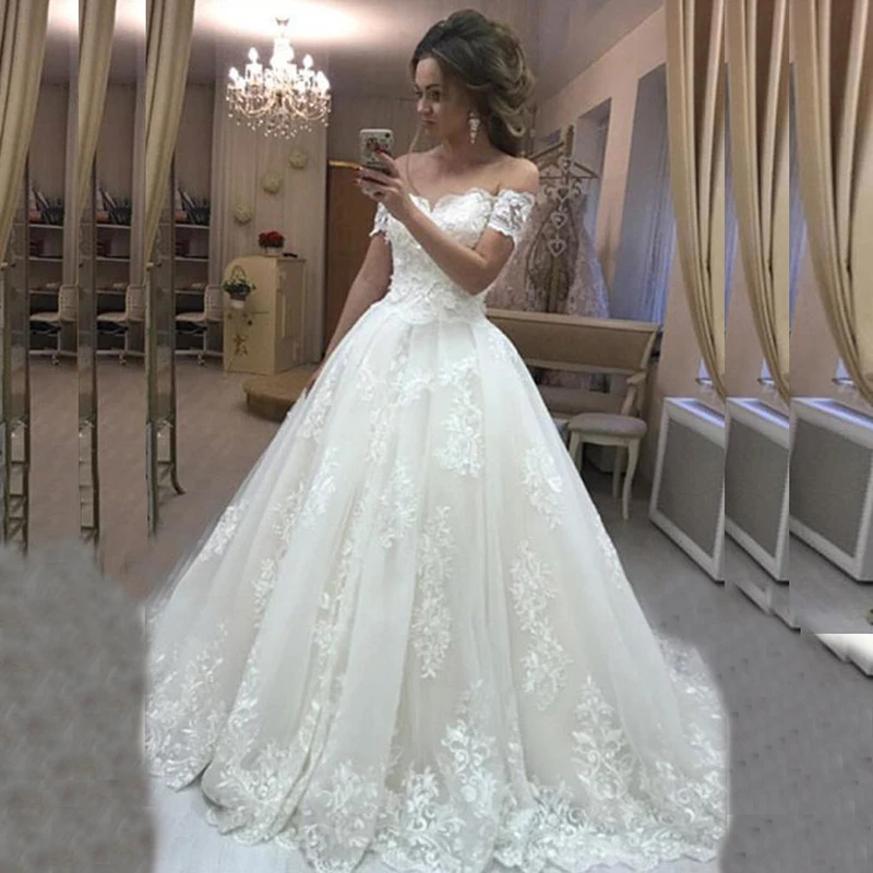 

Vintage Princess Lace Ball Gown Bridal Wedding Dresses Off Shoulder Short Sleeve Strapless Wedding Gowns for Bride Back Out