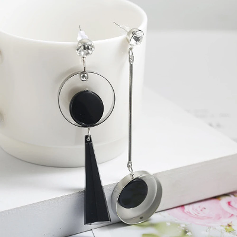 Корейская мода Геометрическая длинная Асимметричная серьга Стразы круглые