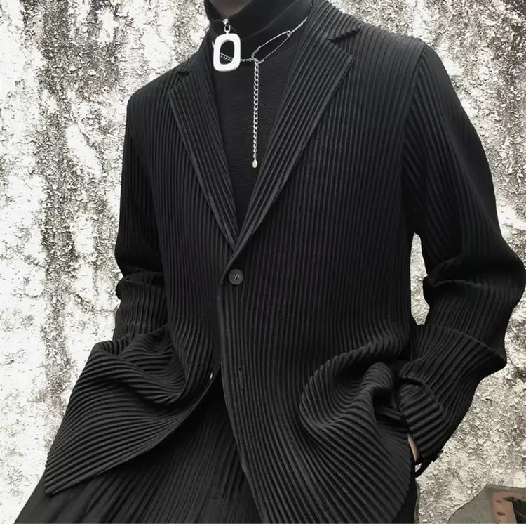 

Pleated HOMME PLISSE Fashion JACKET Men 1:1 Top Quality Suits Folds Women Jacket HOMME PLISSE Men Clothing Winter Jacket Men