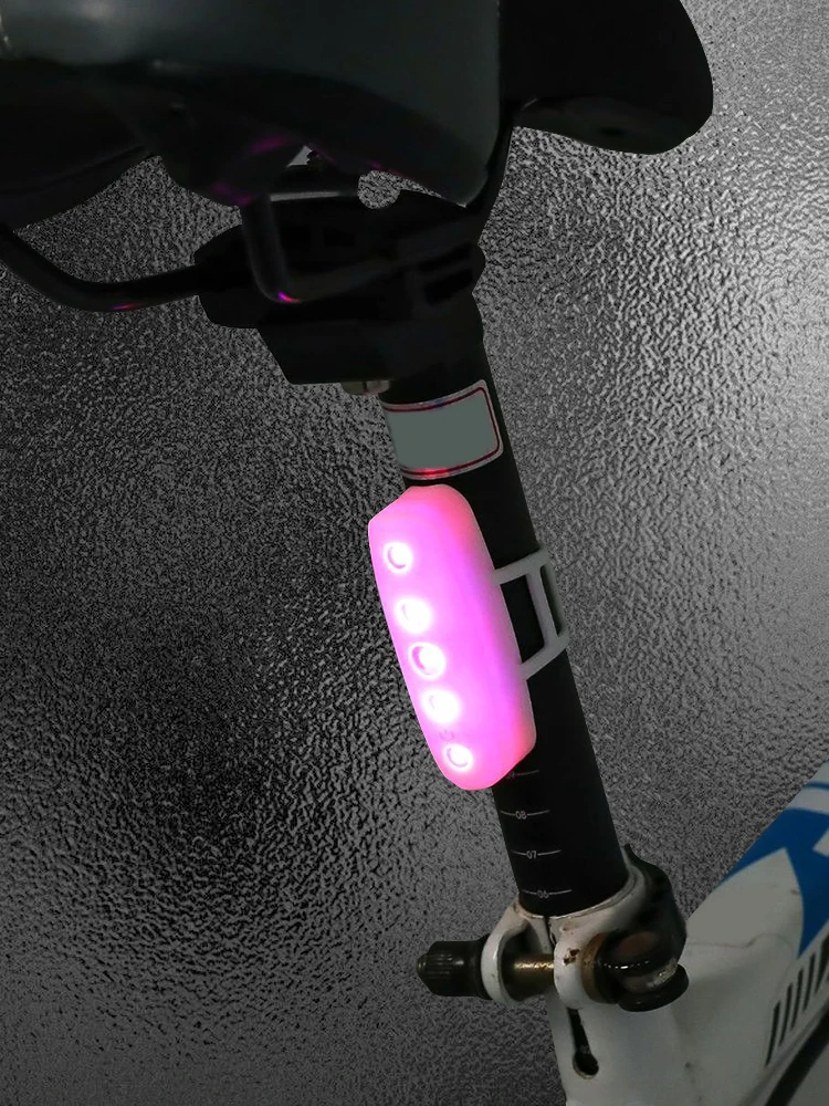 

Bike Tail Light USB Rechargeable Ultra Bright LED Warning Bike Light Silicone LED Cycling Light