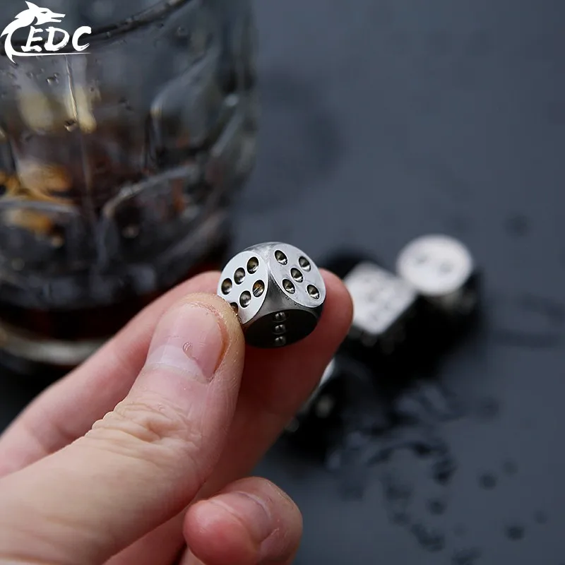 A333 EDC titanium alloy dice solid TC4 six-sided lucky iced cooling Outdoor gadgets | Спорт и развлечения