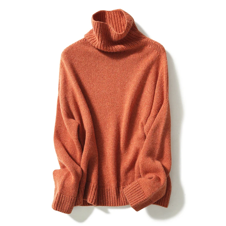 Женский кашемировый свитер теплая водолазка оранжевого цвета со спущенным