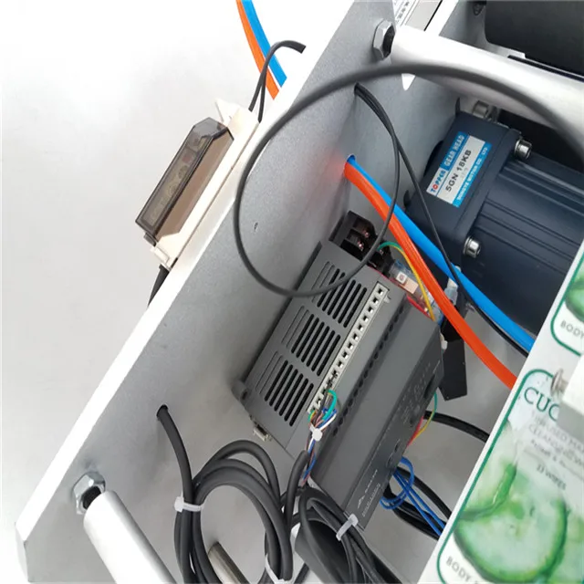 

YTK80 Induction Labeling Machine for Plastic Bottles Labeling Machine