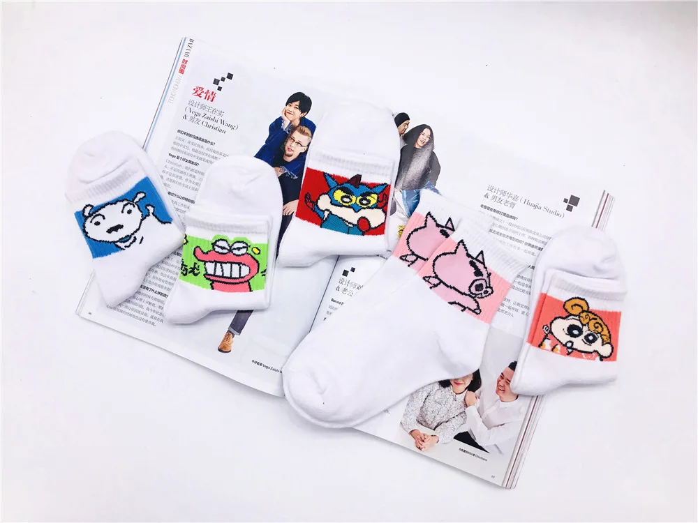 Новые милые Носки с рисунком Crayon Shin Chan, женские хлопковые крутые короткие носки с героями мультфильмов, хипстерские носки для скейтборда, забавные женские носки