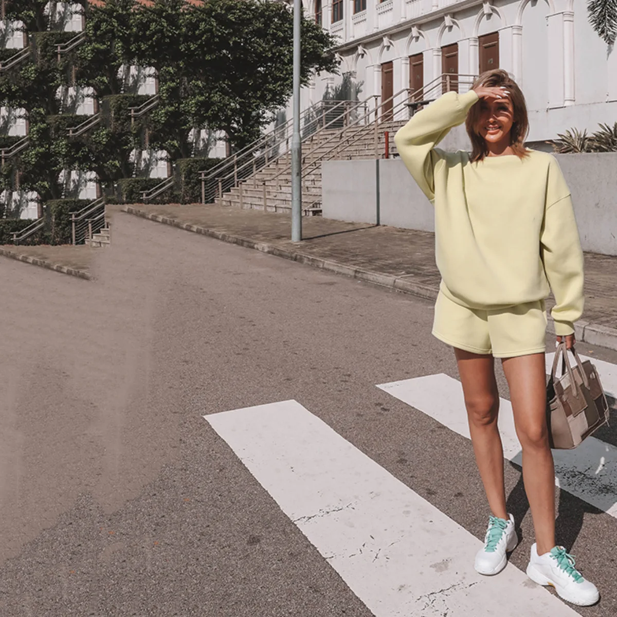 

Women High Waist Short Sets 2021 Two-piece Clothes Set Solid Color Round Collar Long Sleeve Loose Tops Sweatshirt