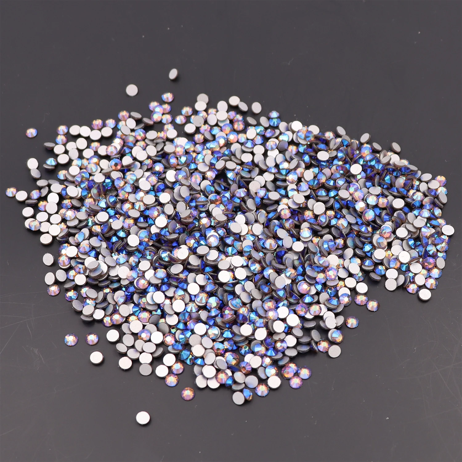 Искусственные камни с плоским основанием клей на не горячей фиксации стразы