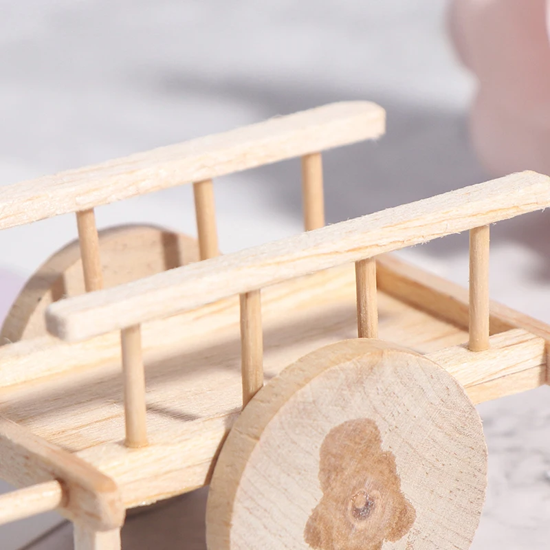 

1:12 Mini C Delicate Dollhouse Miniature Wooden Simulation Pulling Cart Handcart Model Accessories Toys 115*50mm