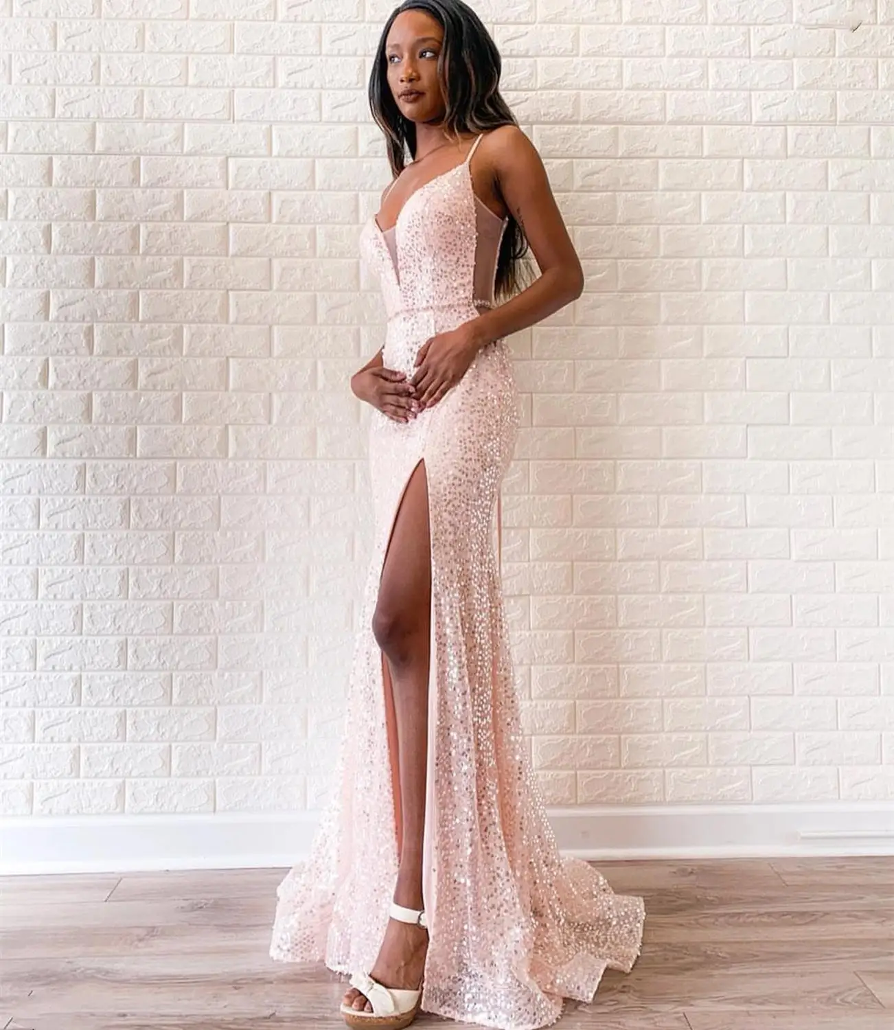 

2020 Pink side slit african prom dress sleeveless spaghetti strap women gowns shinny squins vestidos de fiesta de noche gorgeous