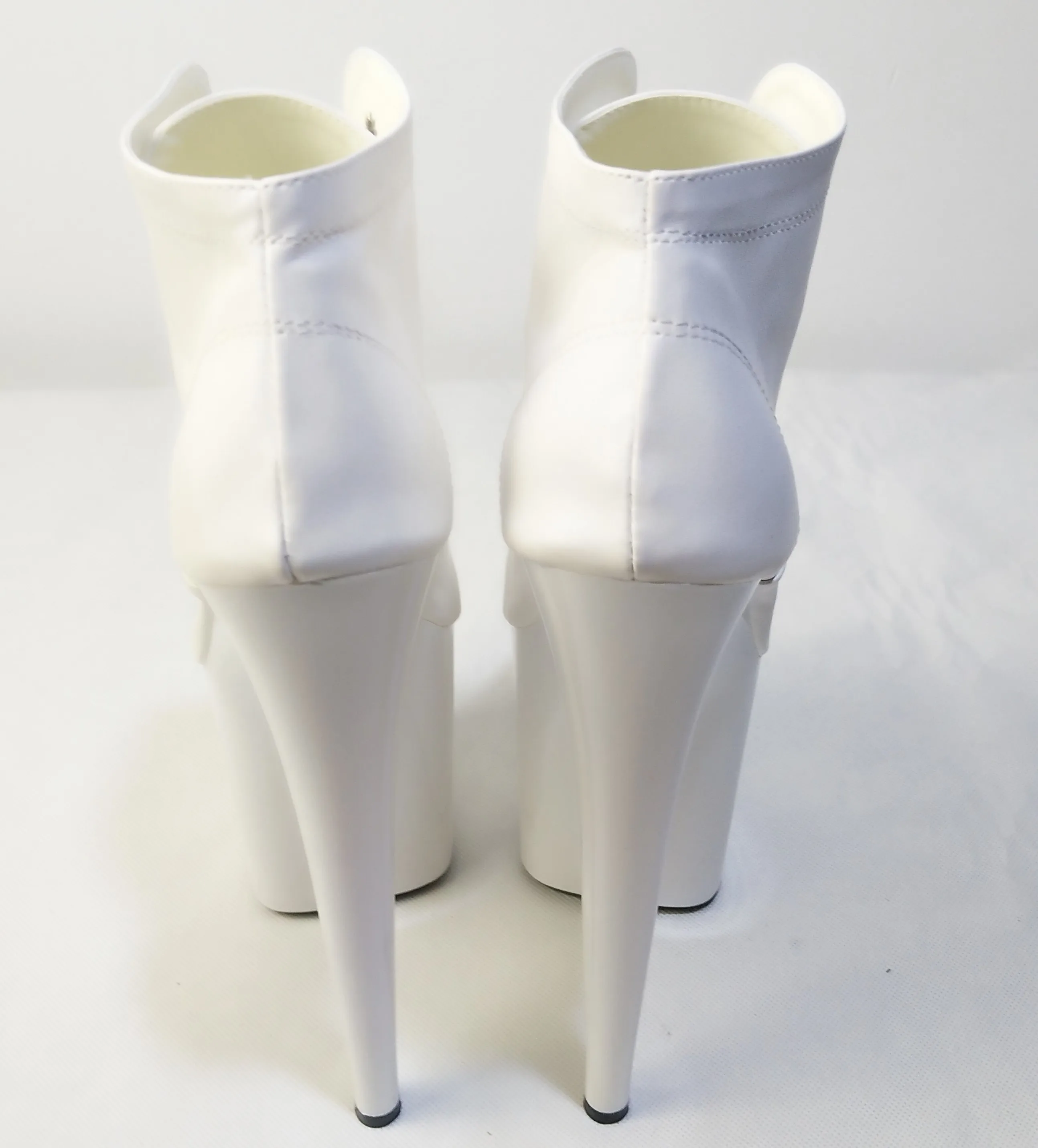 Пикантные модные классические ботинки с высоким берцем обувь на высоком каблуке