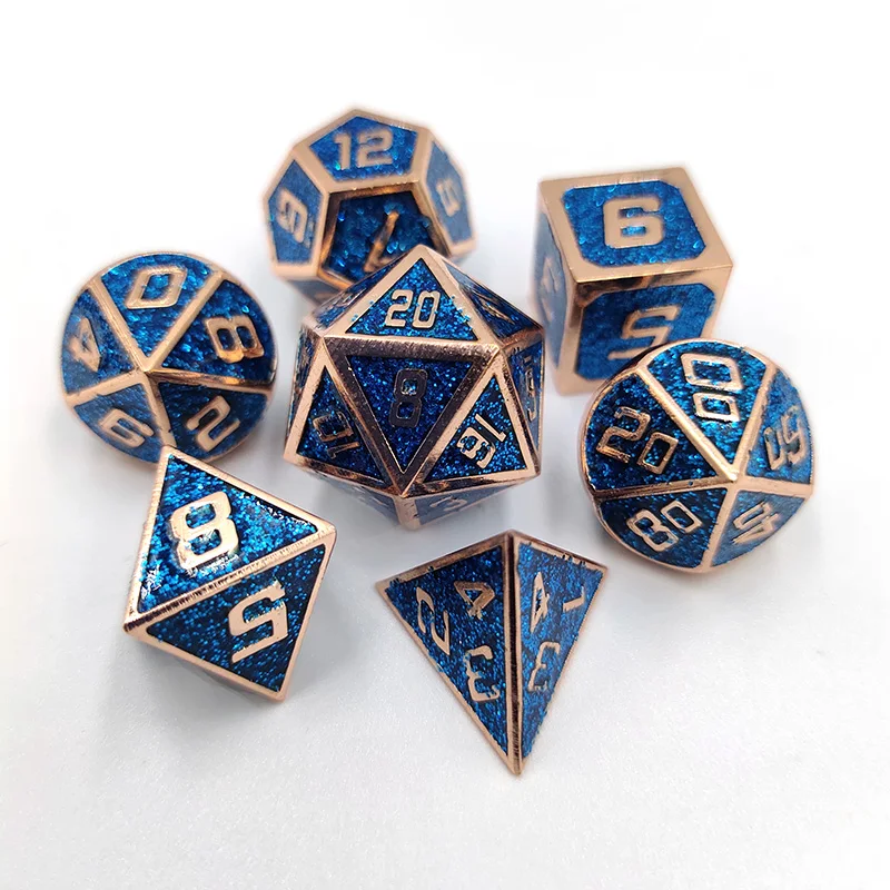 Новые высококлассные металлические полигедрические игральные кости