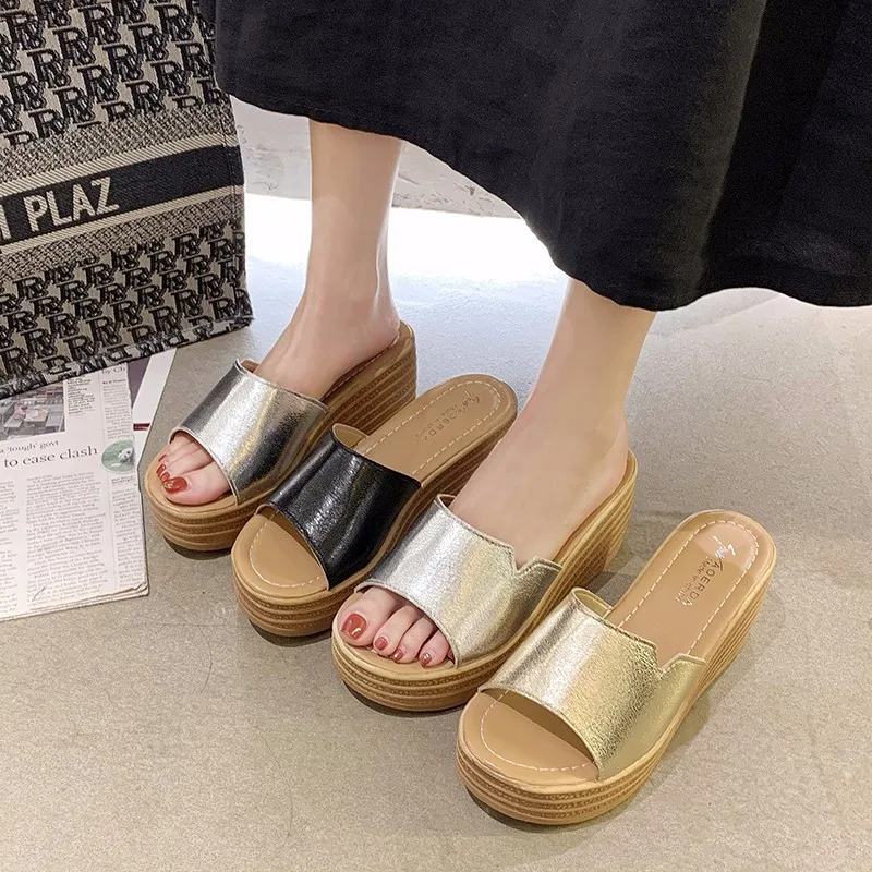 

Women's Summer 2021 Sponge Cake And Thick Bottom Slope With Fish Mouth Breathable Flip-flop Beach Casual Slides Slippers Female