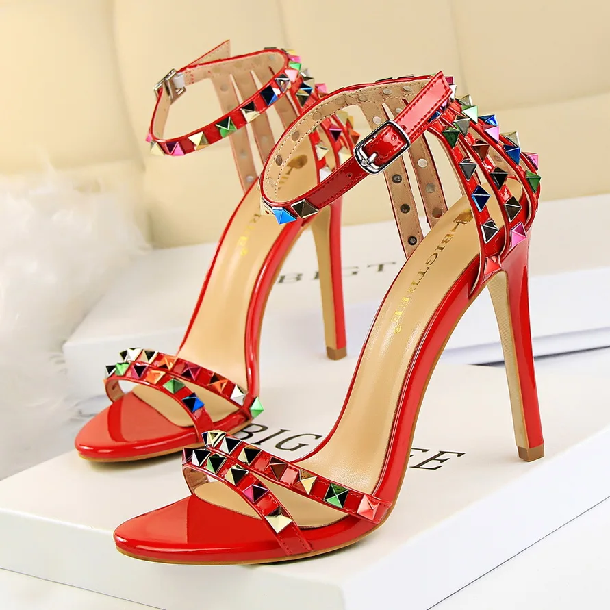 

Women 11cm High Heels Rivets Studded Sandals Lady Sandles Stiletto Gladiator Pumps Stripper Summer Fetish Platform Shoes