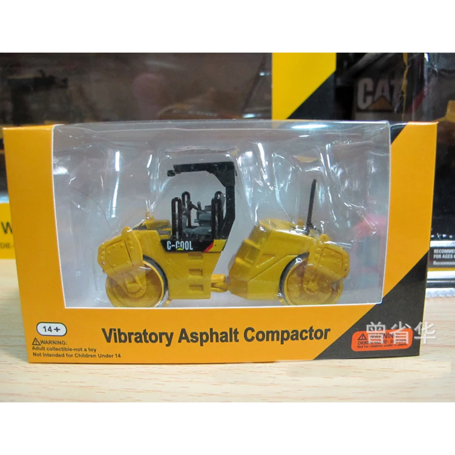 

1/64 engineering vehicle alloy simulation toy excavator road roller loader shovel mold collectible toy