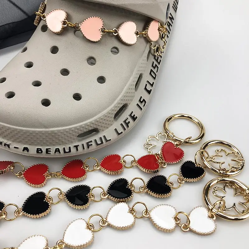 

2021 New Arrivals Croc Charms Designer Fashion Heart-shaped Shoe Chain High Quality All-match Croc Accessories Luxury Elegant