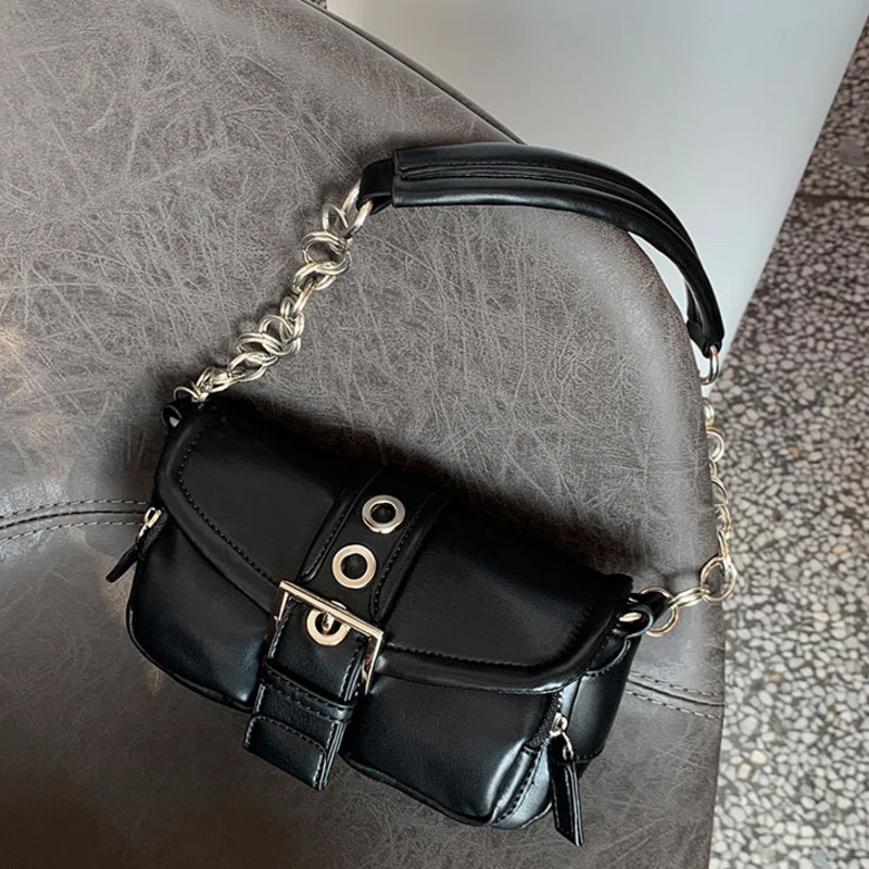 

[EAM] Women New Metal Ring Chain Double Pocket PU Leather Personality All-match Crossbody Shoulder Bag Fashion Tide 2021 18A0133