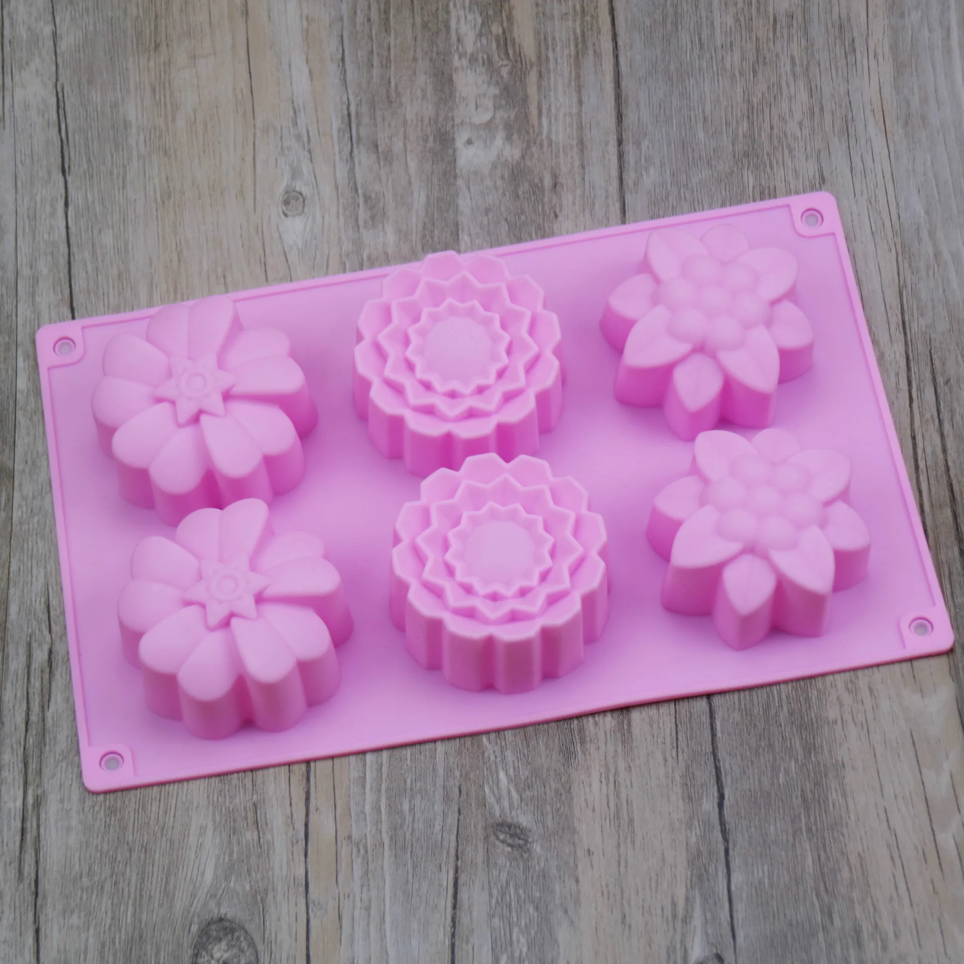 

Chocolate Mold 3 Flower Patterns DIY Birthday Decoration Jelly Pudding Household Goods Ice Mold Handmade Soap Mold Baking Tools