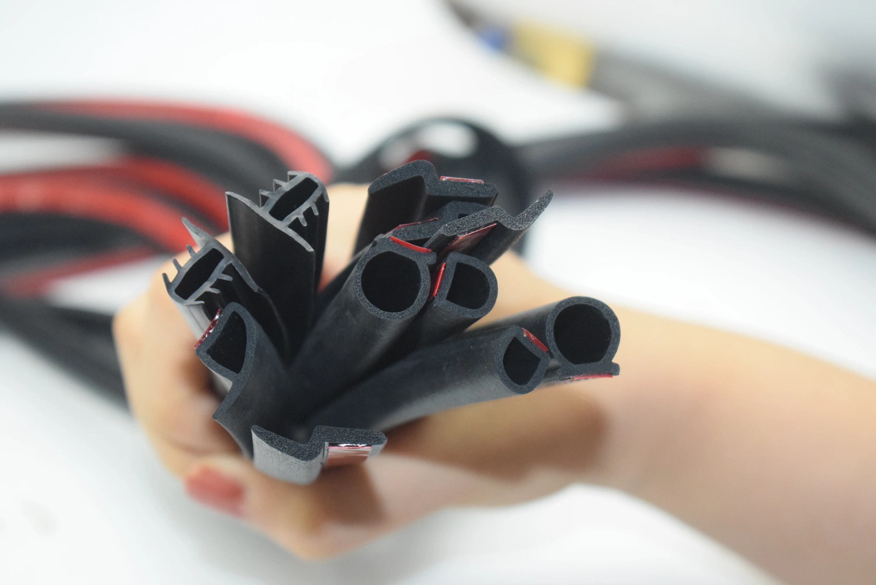 Уплотнительные молдинги для боковых дверей клейкая защитная полоса от царапин