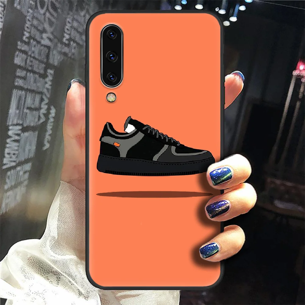 

Trend Brand Shoe Sneakers Phone Case Cover For Samsung Galaxy A10 A20 A30 E A40 A50 A51 A70 A71 J 5 6 7 8 S black Bumper Fashion