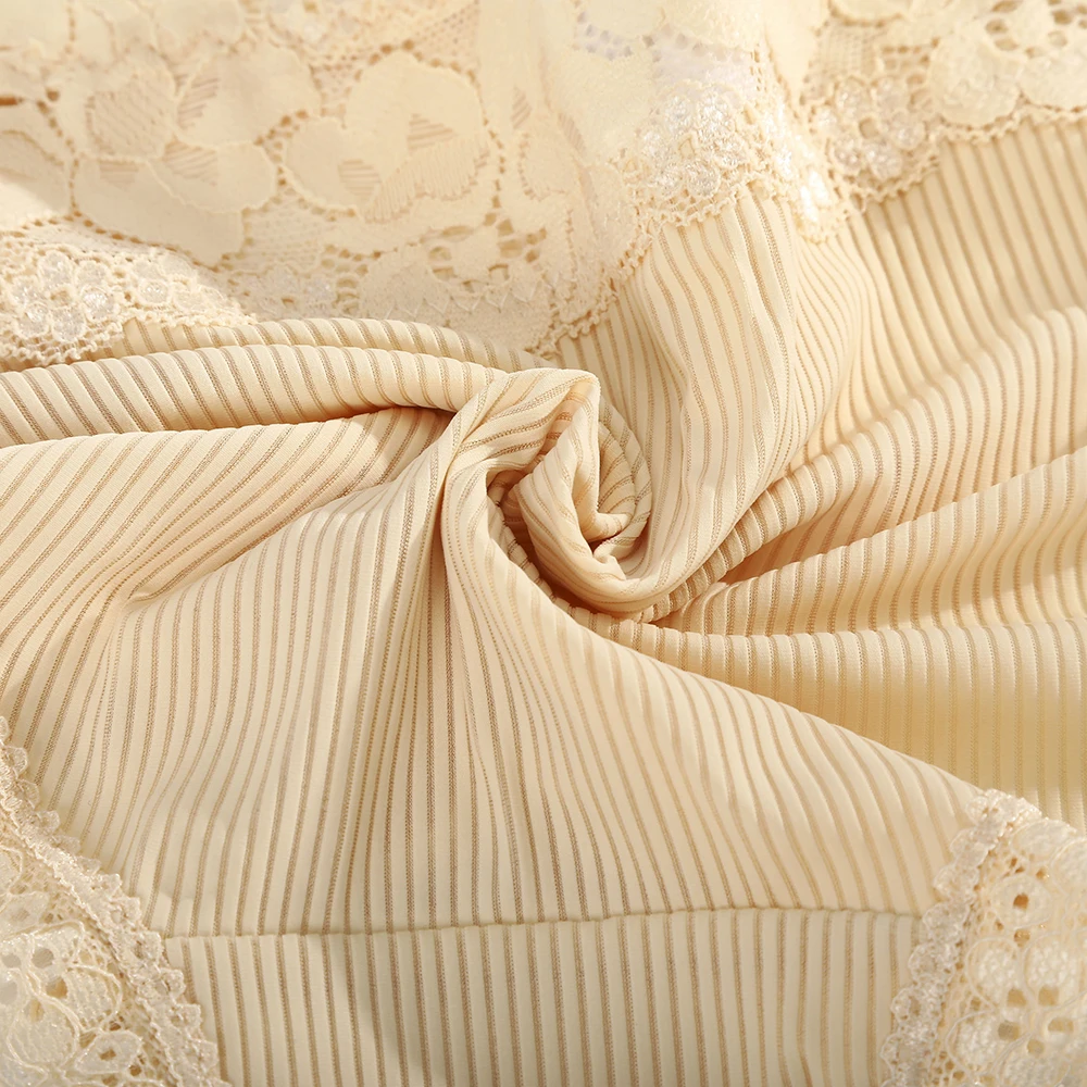 

LEVAO Women Luxury Sexy Lace Panties Striped Cotton Breathable Briefs Underwear Female Seamless Allure TranslucenLingerie