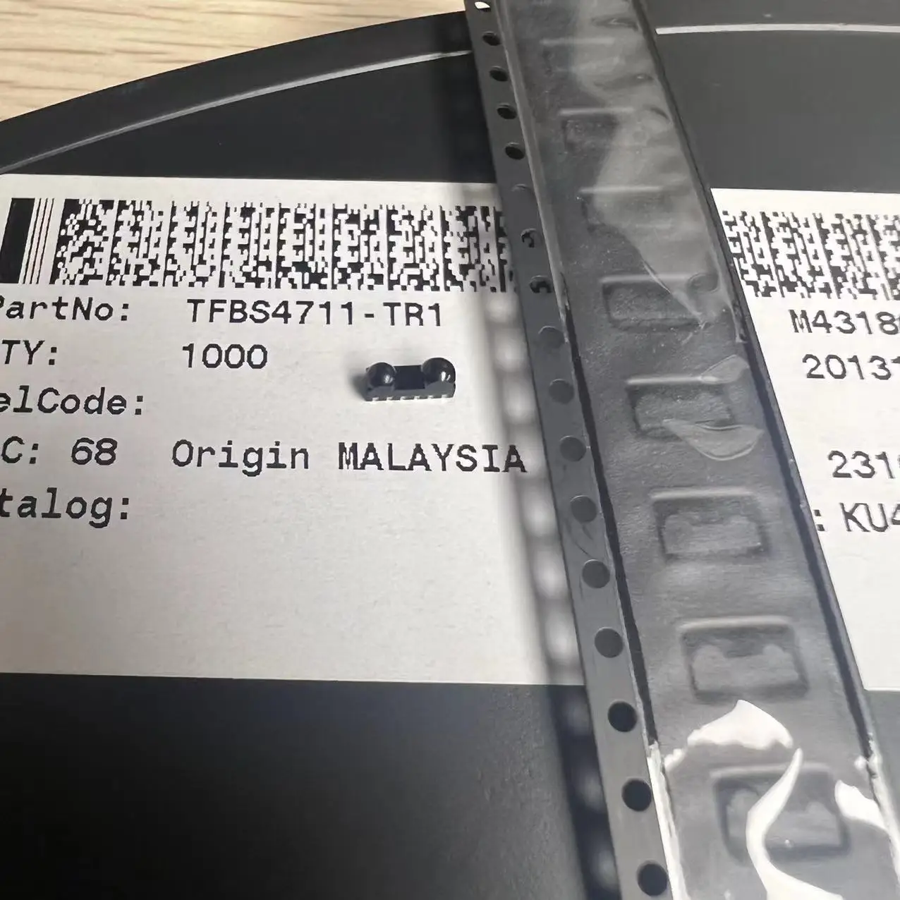 10 шт. TFBS4711-TR1 TXRX IRDA 115 2 KBIT/S-6SMD 7 В ~ 5 75 мкА 1 м в наличии оригинальный трансивер