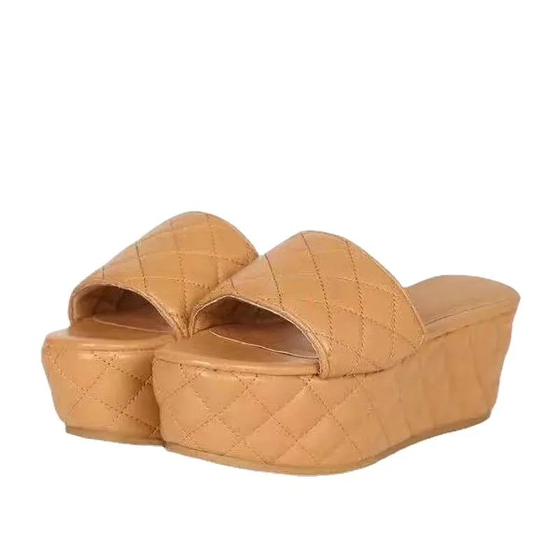 

Spring/autumn new 2021 candy color Pu non-slip outdoor casual all-match women sandals lightweight and durable home MS slippers
