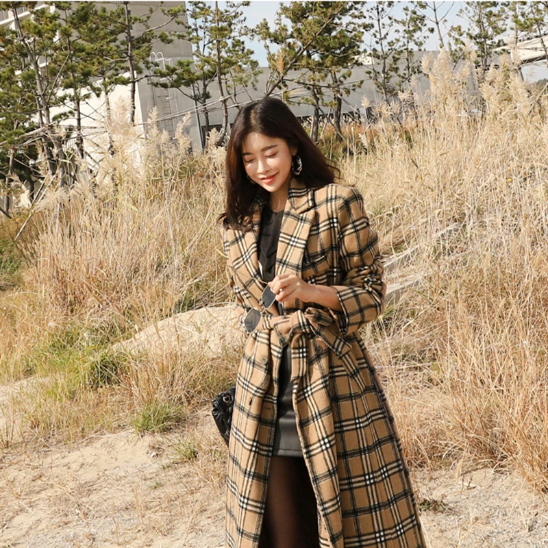 

Winter 2020 new Korean temperament suit collar double-breasted slim slim long long casual plaid wool coat women