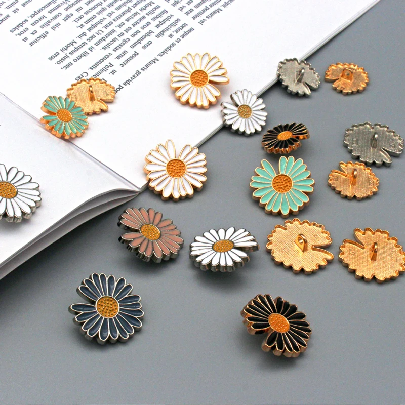 

5pcs 20mm 25mm Golden daisy Buttons for Women Decorative Clothing Metal Snap Sewing Apparel Fashion Craft Needlework Accessorie