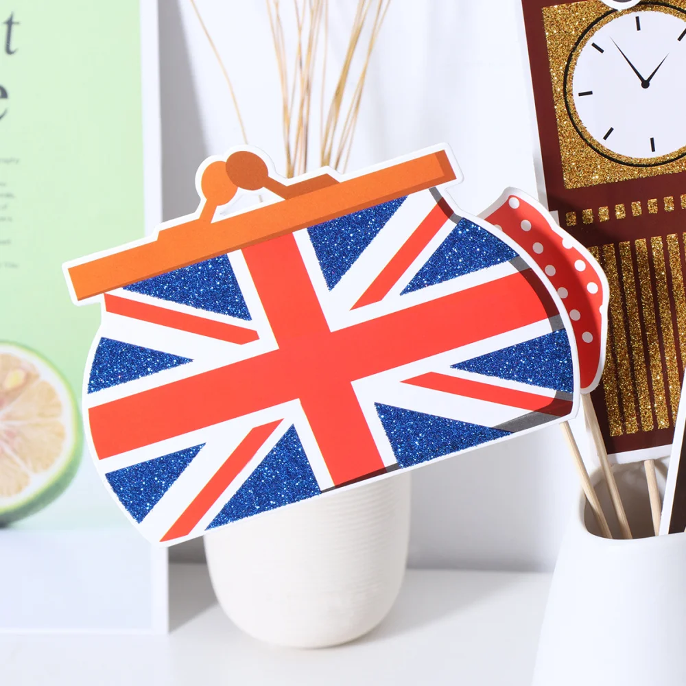 

Amosfun 20PCS UK Flag Photo Booth Props for British National Day Party Decorations