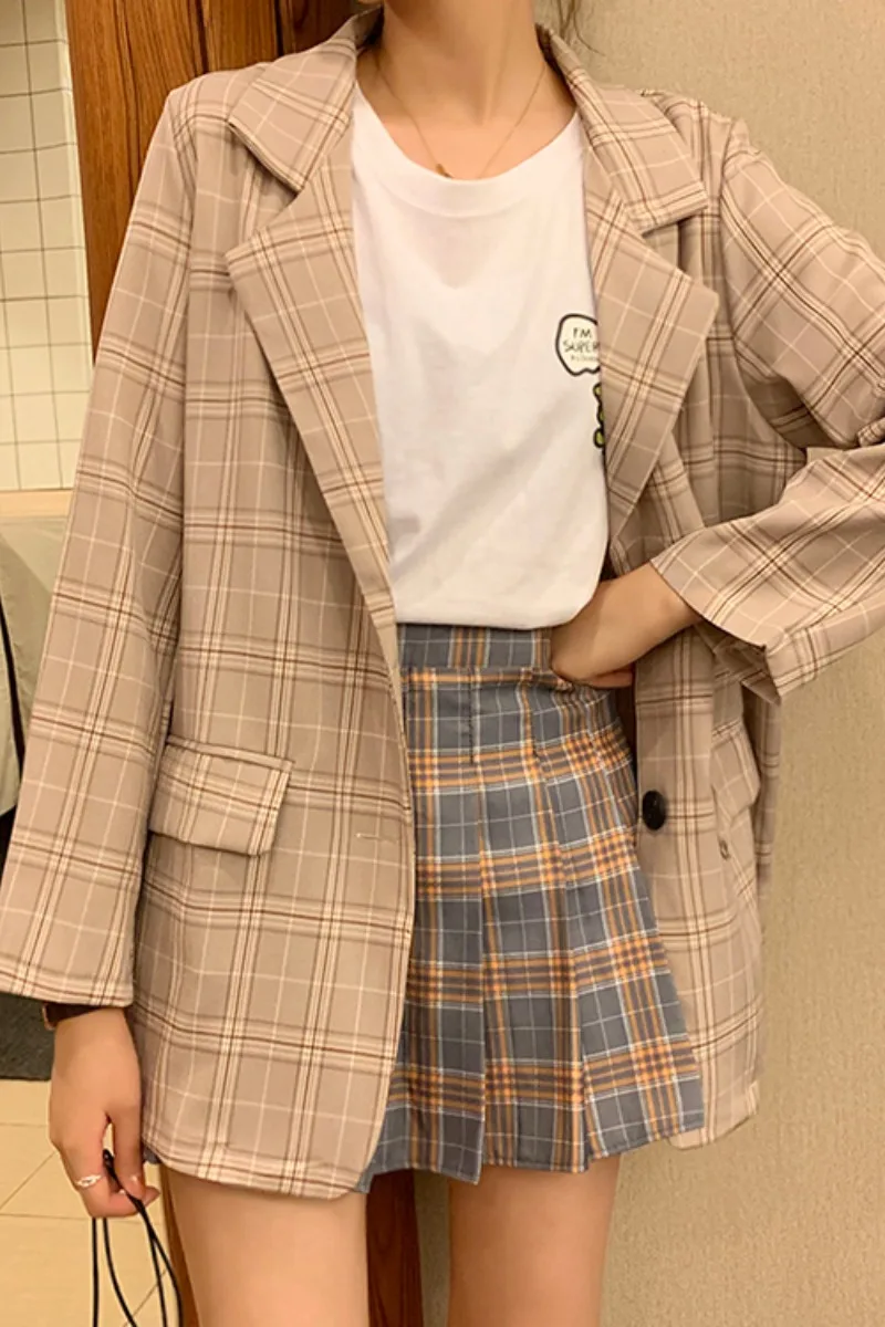 

2021 spring and autumn new plaid small suit split jacket female temperament British style casual suit loose top trend