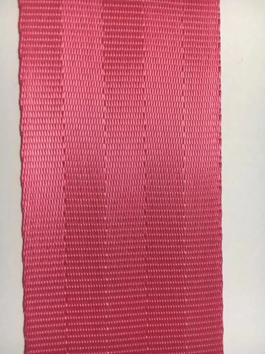 Розовый ремень безопасности тесьма используется для жгута с разной