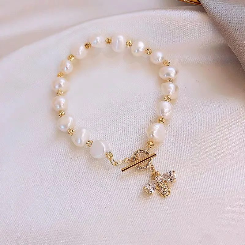 

2021 Summer Trend Freshwater Pearl Cute Bee Bracelet Kpop Simple Bangle Fashion Vintage Wristband Women Party Jewelry Accessorie
