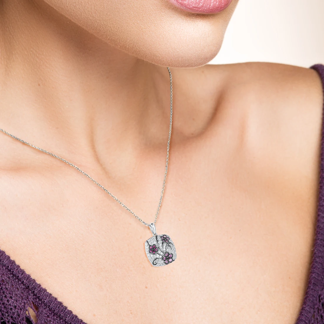 

SANTUZZA 925 Sterling Silver Pendants For Women Sparkling White CZ lab Created Ruby/Pink Sapphire Red Flower Gifts Fine Jewelry