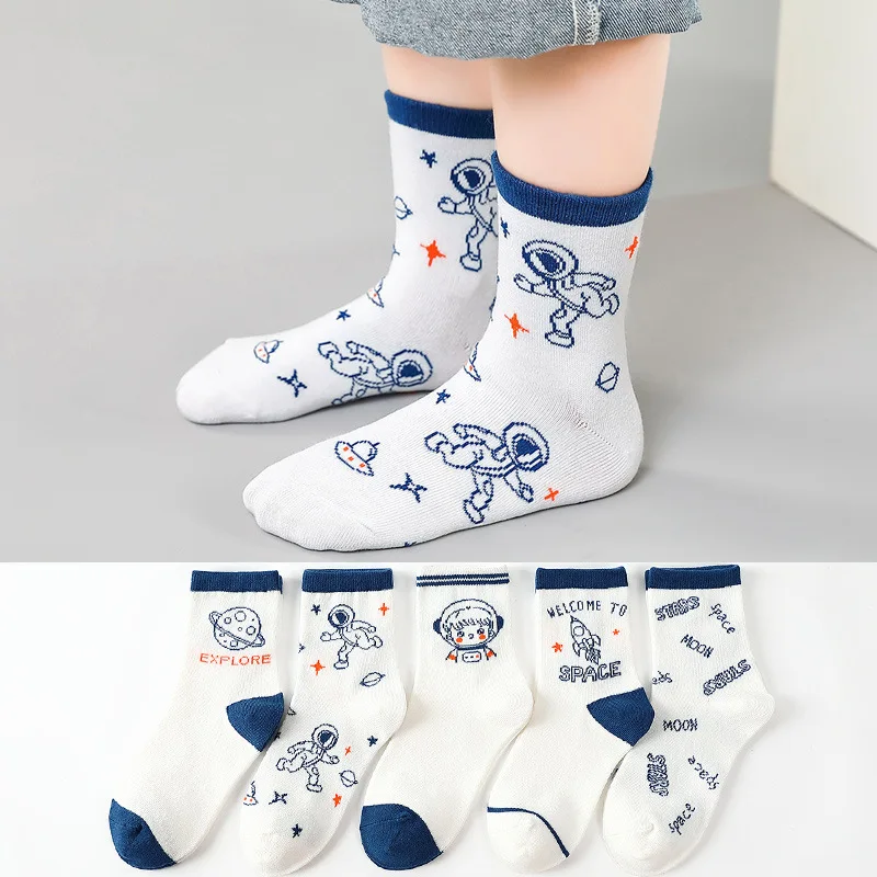 Носки для мальчиков хлопковые демисезонные с рисунком динозавра астронавта