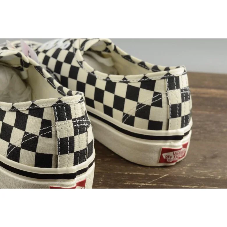 

Vans Authentic Anaheim Old Skool Classic Checkerboard Men / Women Running Shoes Canvas Sole Sports Skate Sneakers Size36-44
