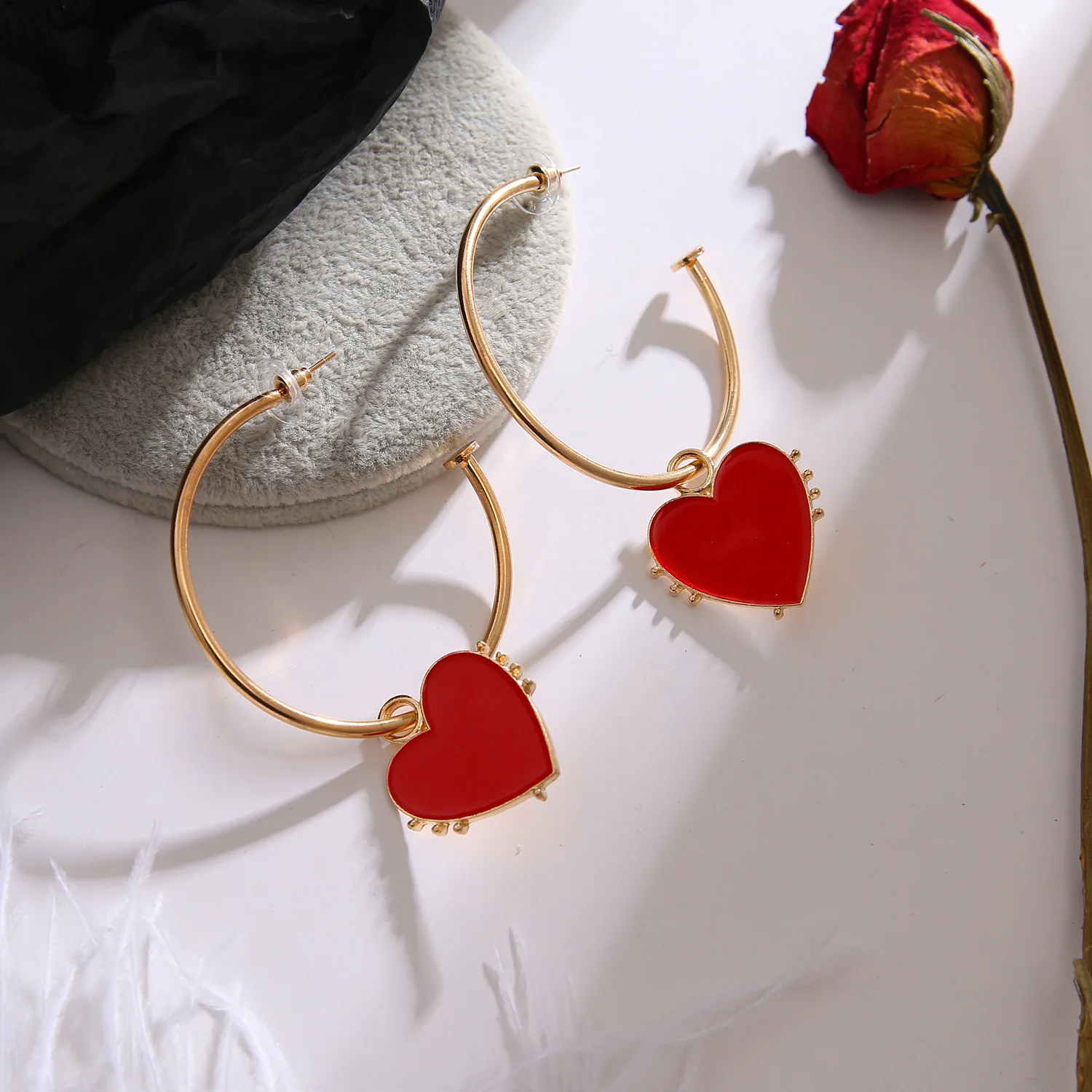 Европейские и американские популярные висячие серьги с большими серьгами love в